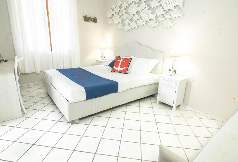 高级三人间, Il Perseo