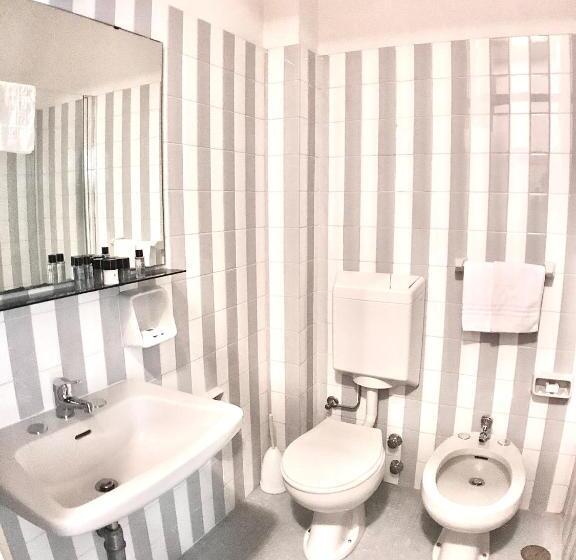 サイドオーシャンビューのトリプルルームスタンダード, Las Vegas