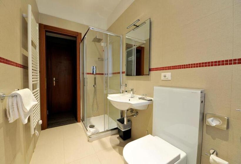 חדר סטנדרט לשלושה, Maxxim Hotel & Loft