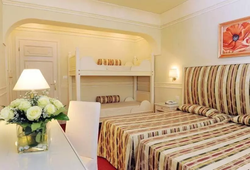 اتاق استاندارد چهار تخته, Park Hotel Villaferrata