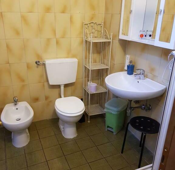 اتاق استاندارد یک نفره, Por Santa Maria