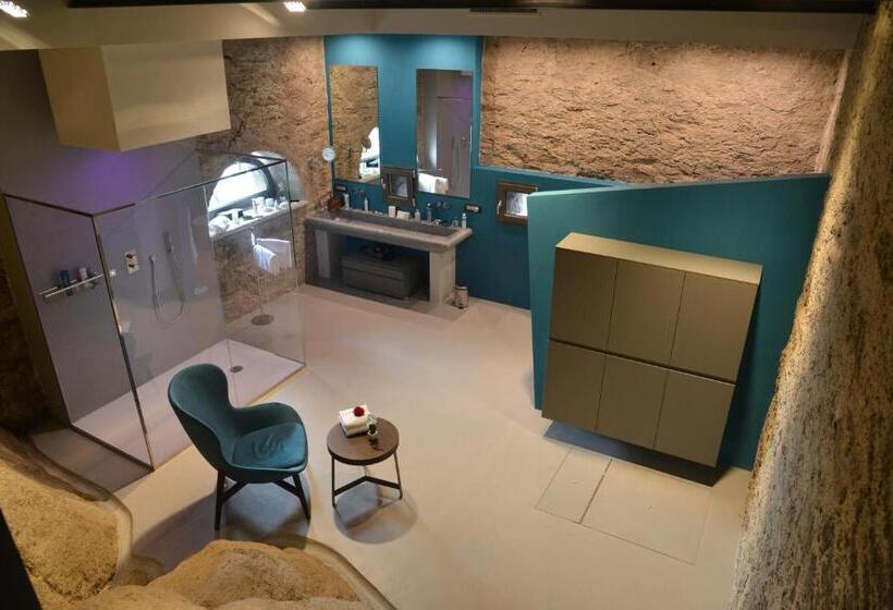 جناح ملكى, Relais Villa Porta