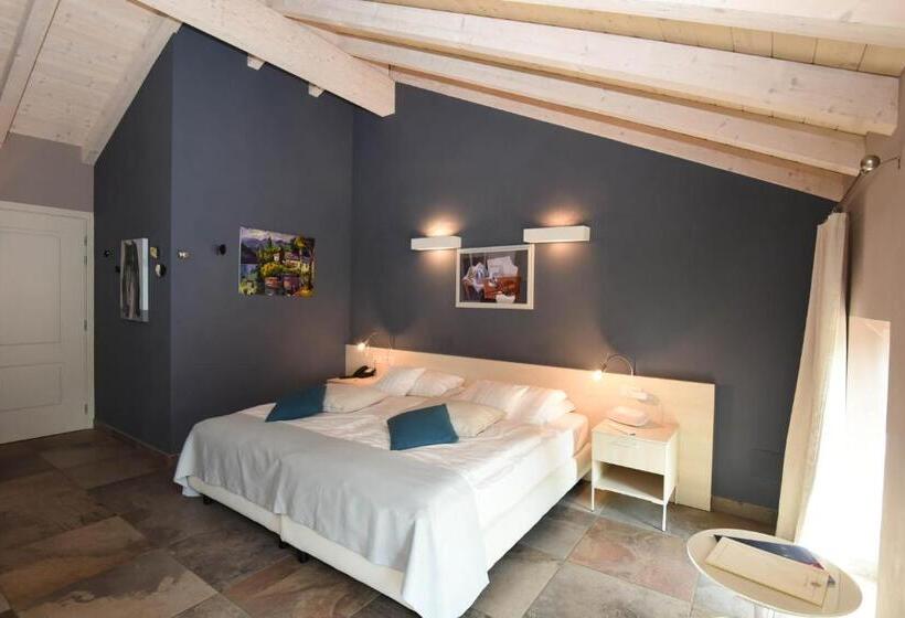 غرفة كومفورت ثلاثية, Relais Villa Porta