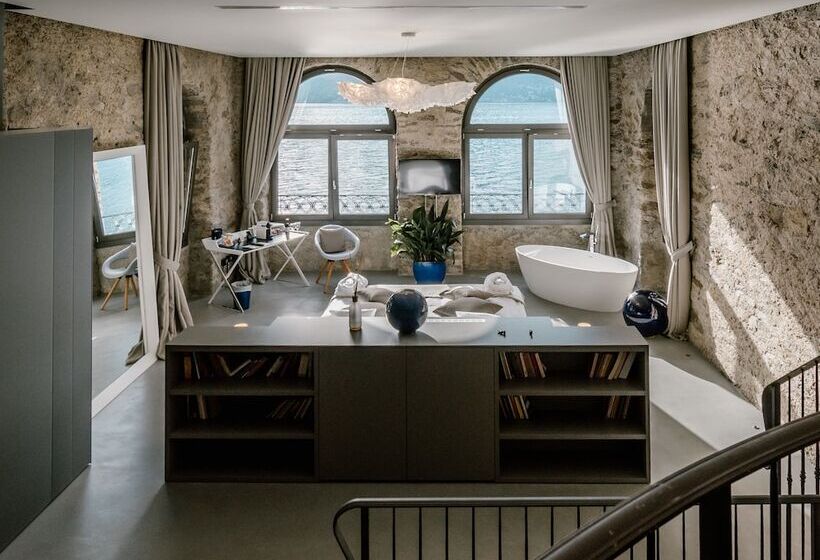 جناح ملكى, Relais Villa Porta