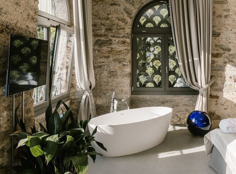 جناح ملكى, Relais Villa Porta