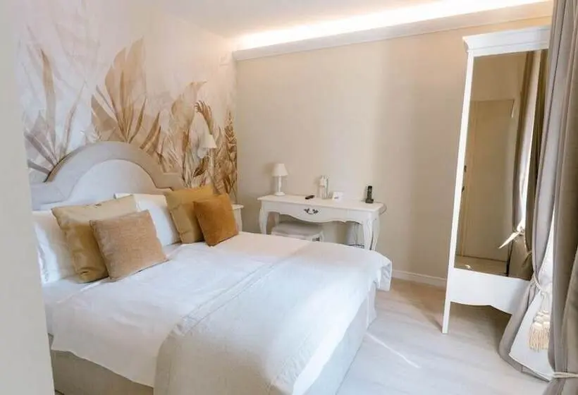 湖の見えるジュニアスイート, Relais Villa Porta
