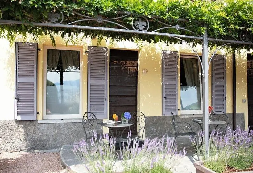 インサイドのスーペリアルーム, Relais Villa Porta
