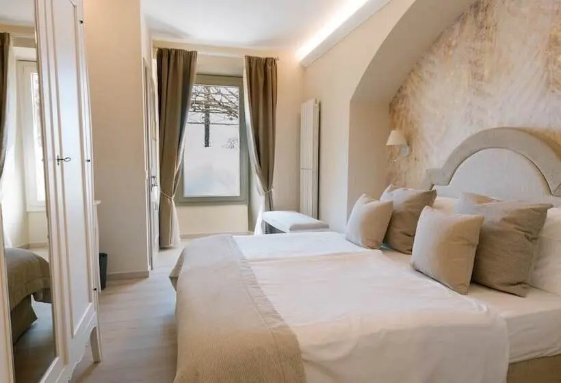 インサイドのスーペリアルーム, Relais Villa Porta