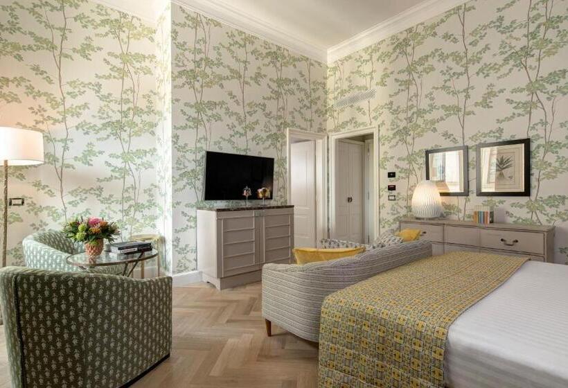 سوییت جونیور, Rocco Forte Hotel Savoy