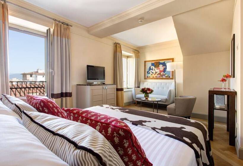 豪华房间, Rocco Forte Hotel Savoy