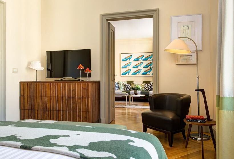 سوییت جونیور, Rocco Forte Hotel Savoy