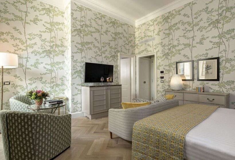 سوییت جونیور, Rocco Forte Hotel Savoy