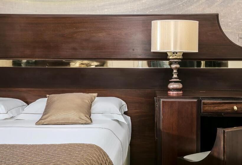 اتاق سوپریور چهار تخته, St.mauritius