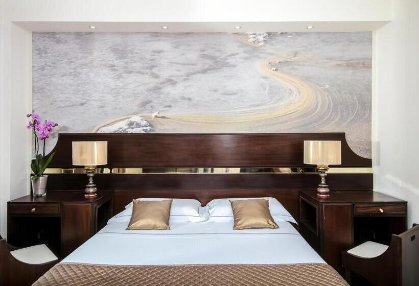 اتاق سوپریور چهار تخته, St.mauritius