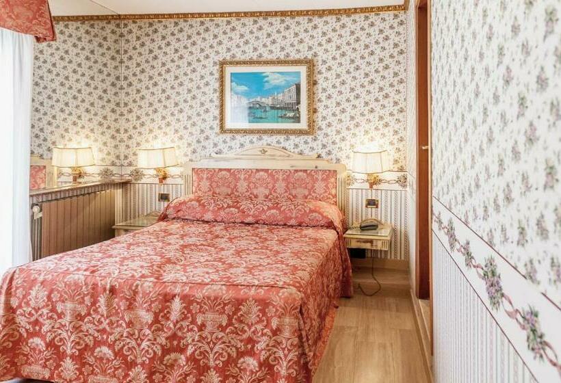 Номер Стандарт, Venezia