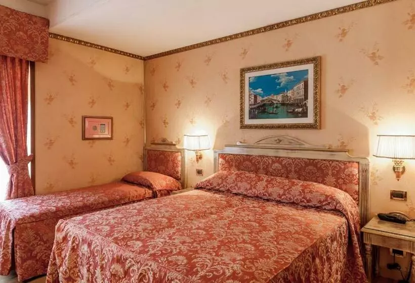 اتاق استاندارد سه نفره, Venezia