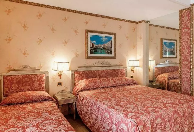 اتاق استاندارد سه نفره, Venezia