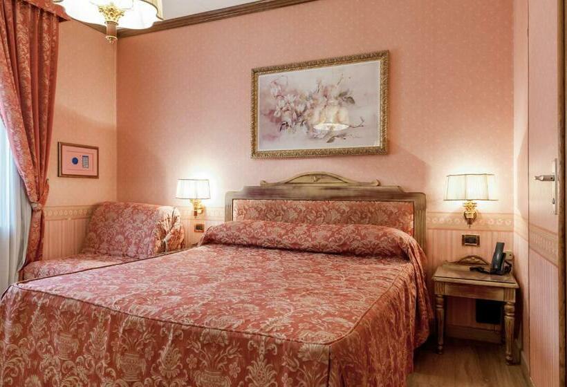 标准三人间, Venezia