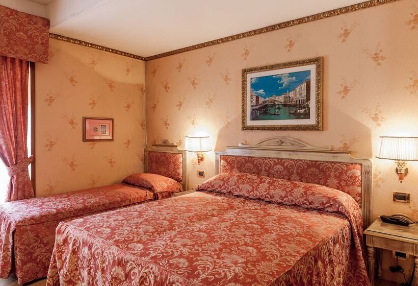 标准三人间, Venezia