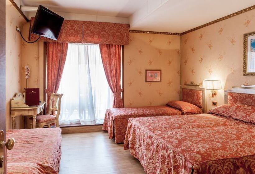 Четырехместный Номер Стандарт, Venezia