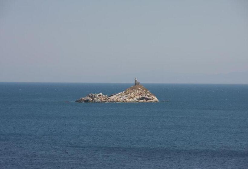 带海景标准四人间, Villa Ombrosa