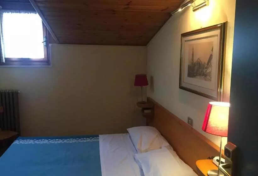ベーシックルーム, Val Del Rio