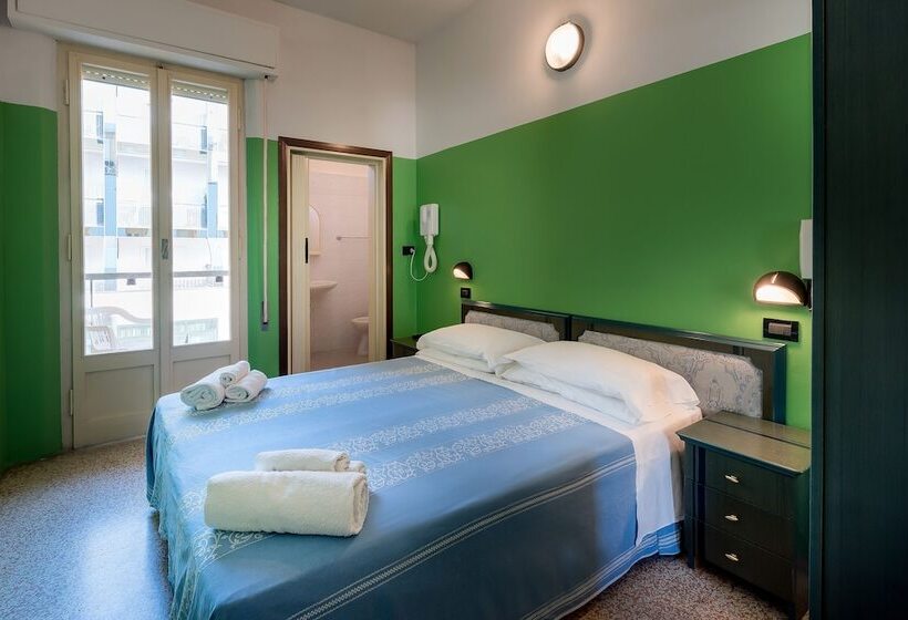 اتاق استاندارد سه نفره, Berna