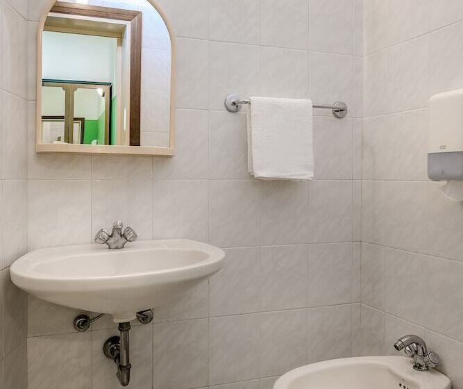 اتاق استاندارد چهار تخته, Berna