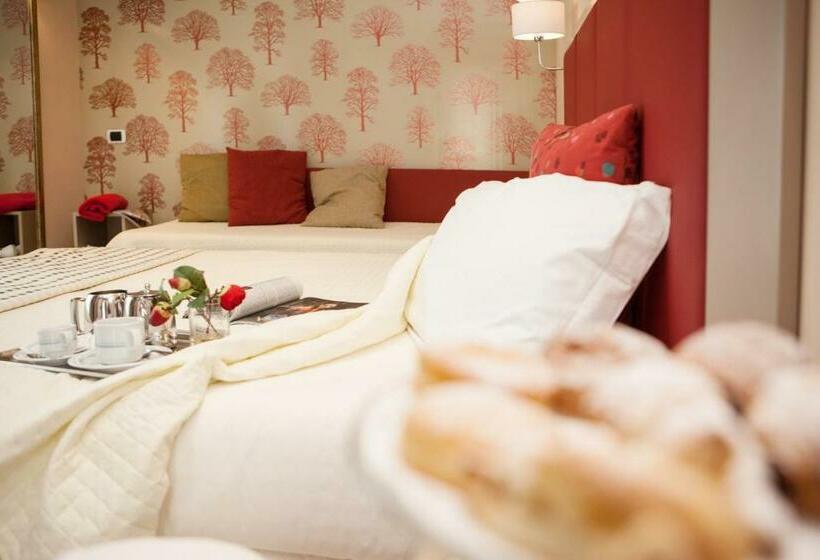 Üç Kişilik Standart Oda, Darsena