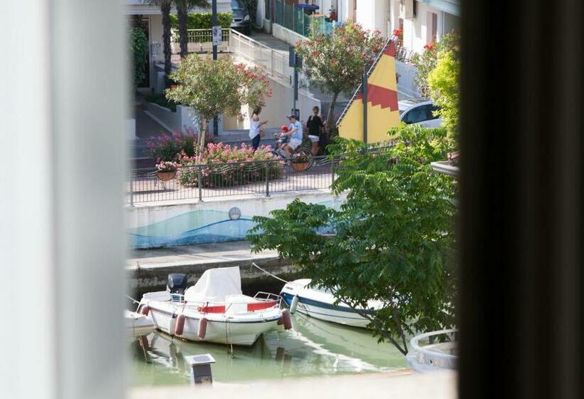 Dört Kişilik Standart Oda, Darsena