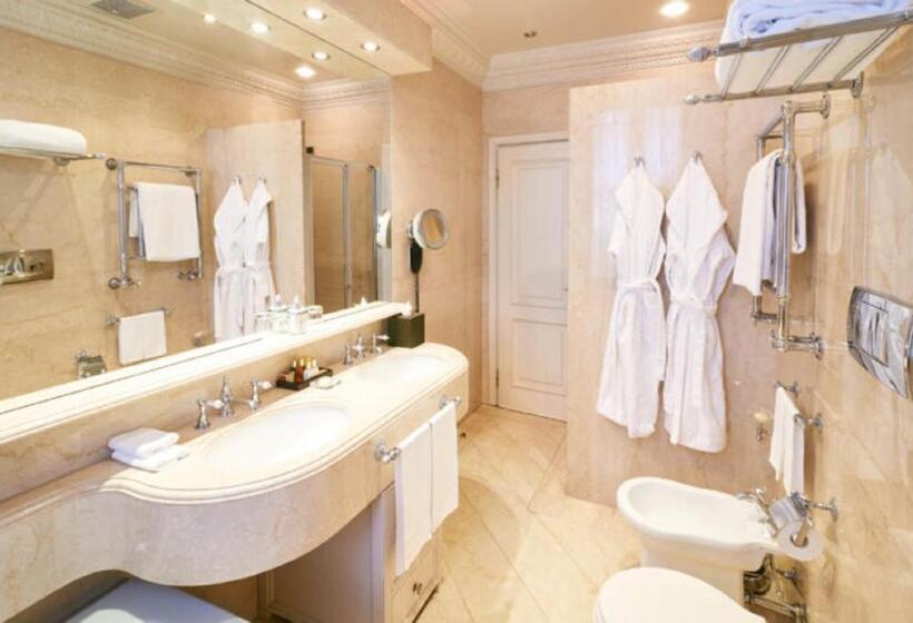 스위트, De La Ville Monza   Small Luxury Hotels Of The World