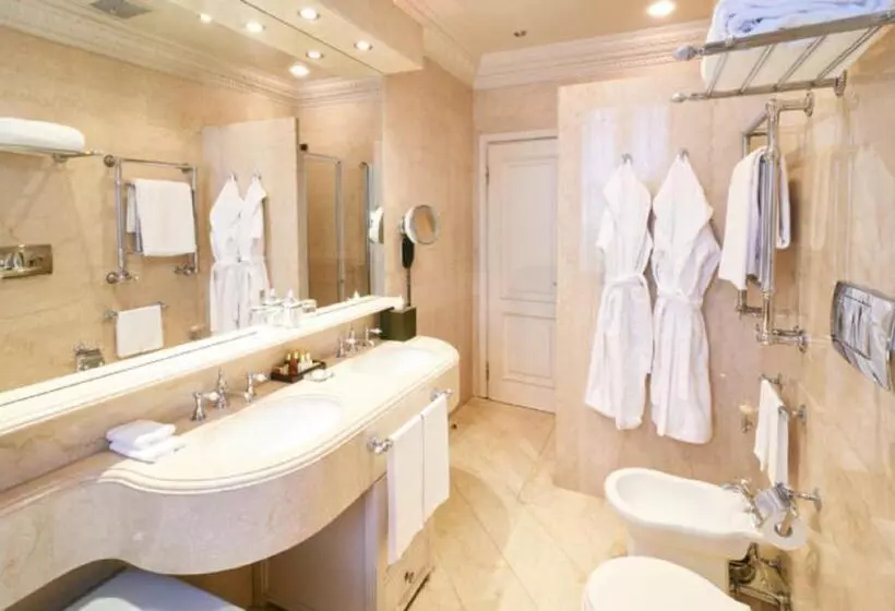 スイート, De La Ville Monza   Small Luxury Hotels Of The World