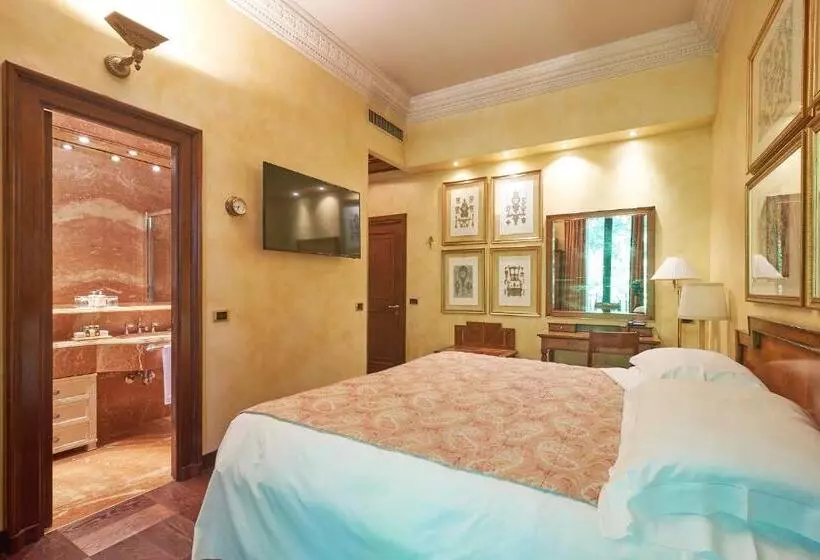 スーペリアールーム, De La Ville Monza   Small Luxury Hotels Of The World