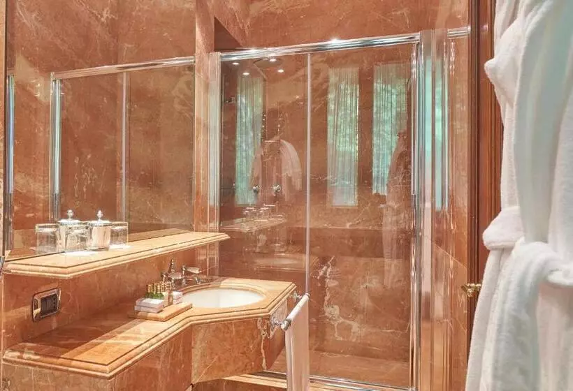スーペリアールーム, De La Ville Monza   Small Luxury Hotels Of The World