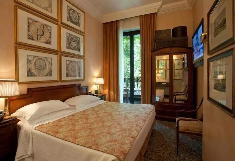 スーペリアールーム, De La Ville Monza   Small Luxury Hotels Of The World