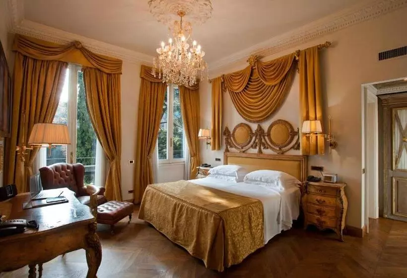 デラックスルーム, De La Ville Monza   Small Luxury Hotels Of The World