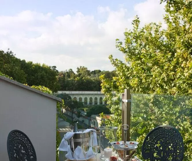 スタンダードシングルルーム, De La Ville Monza   Small Luxury Hotels Of The World