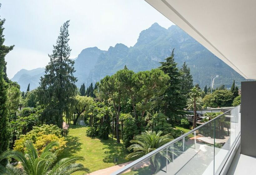 公園の見えるスタンダードルーム, Du Lac Et Du Parc Grand Resort