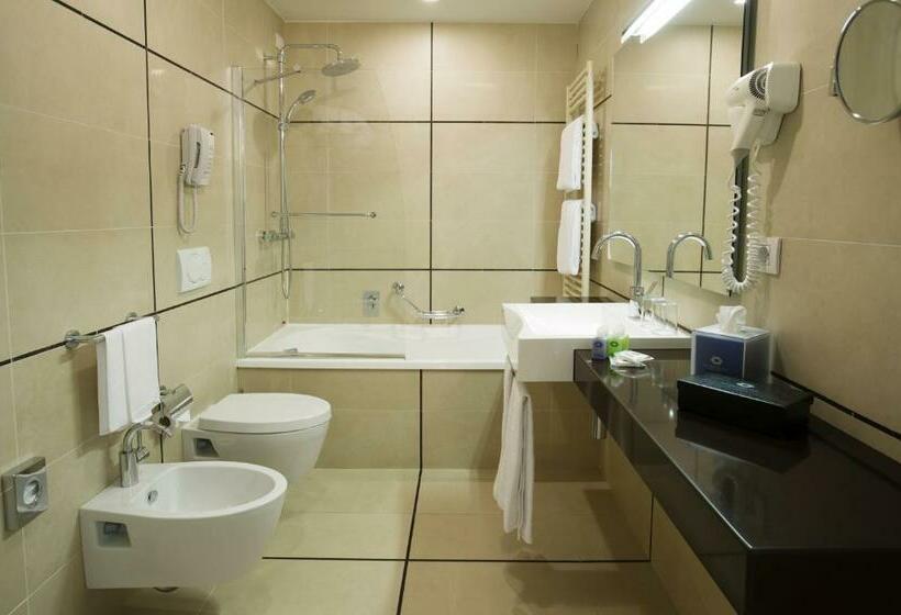 Suite Premium, Du Lac Et Du Parc Grand Resort