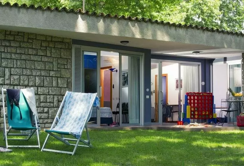 Standard-bungalow Puutarhanäkymä, Du Lac Et Du Parc Grand Resort