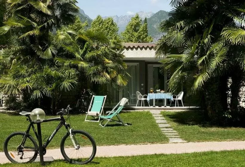 Standard-bungalow Puutarhanäkymä, Du Lac Et Du Parc Grand Resort