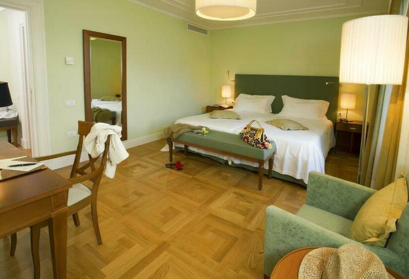 Suite Familiare, Du Lac Et Du Parc Grand Resort