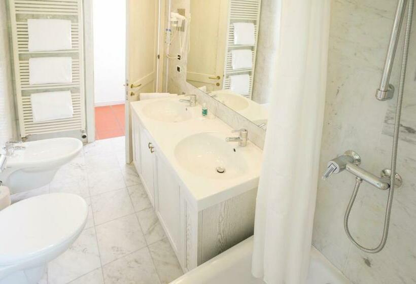 Bungalow Superior, Du Lac Et Du Parc Grand Resort