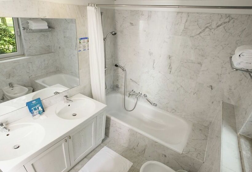 Bungalow Superior, Du Lac Et Du Parc Grand Resort