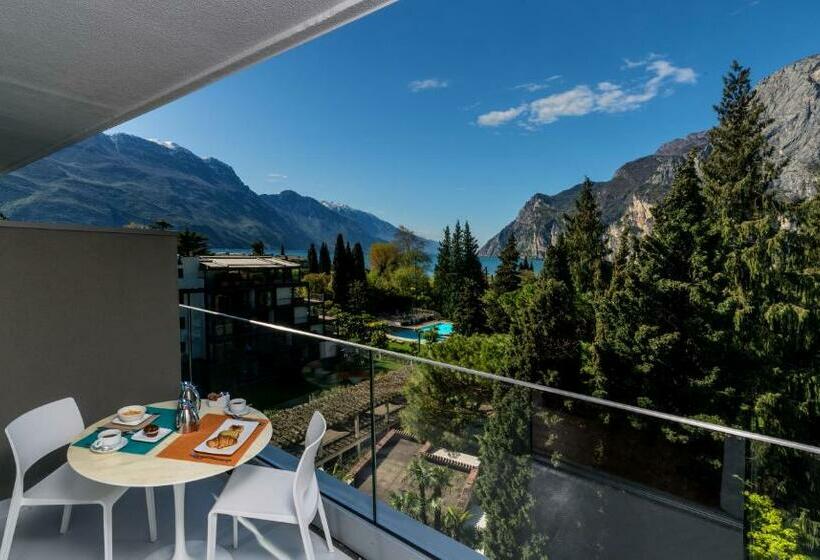 Camera Deluxe Vista Lago, Du Lac Et Du Parc Grand Resort