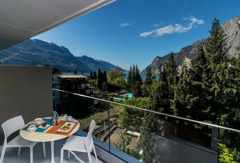 Camera Deluxe Vista Lago, Du Lac Et Du Parc Grand Resort