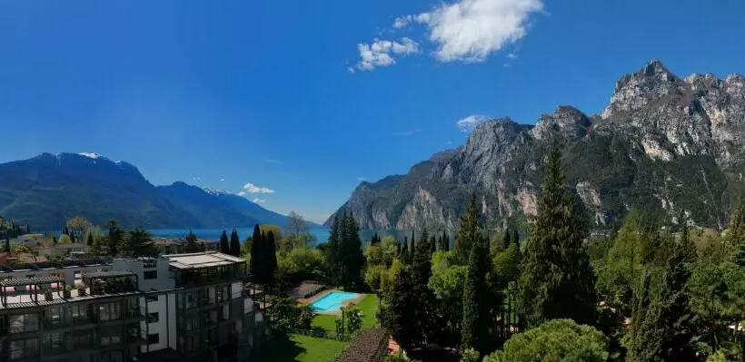 Deluxe-sviitti, Du Lac Et Du Parc Grand Resort