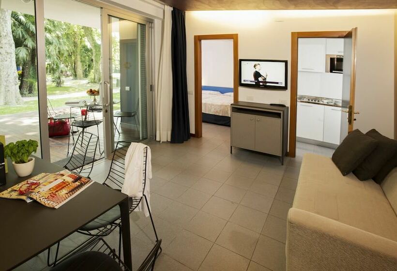 Bungalow Standard 2 Camere da Letto, Du Lac Et Du Parc Grand Resort