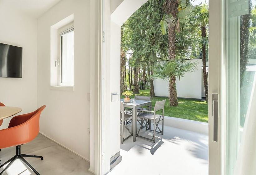 Bungalow Superior, Du Lac Et Du Parc Grand Resort