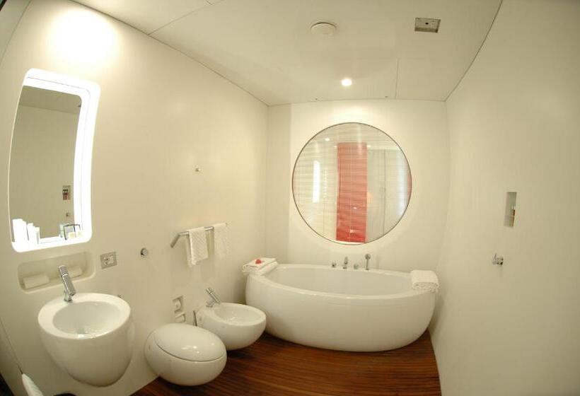 غرفة سوبيريور, Duomo